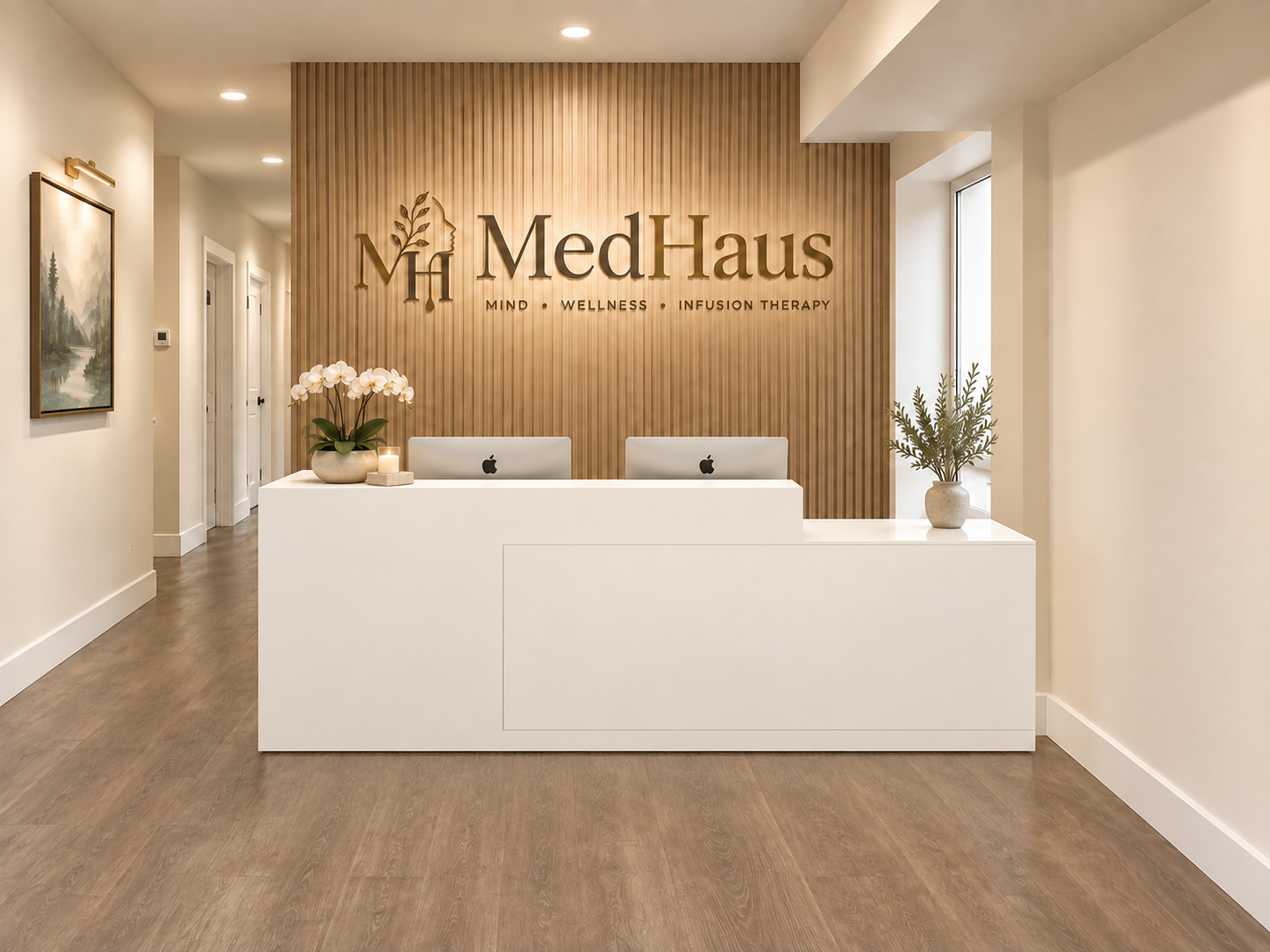 Modern medical clinic reception desk | medhaus health